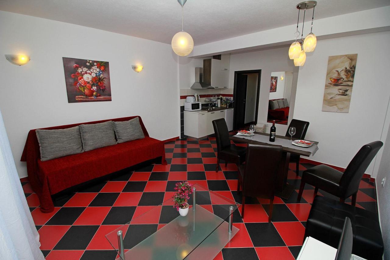 Apartmani Bozena Makarska Dış mekan fotoğraf